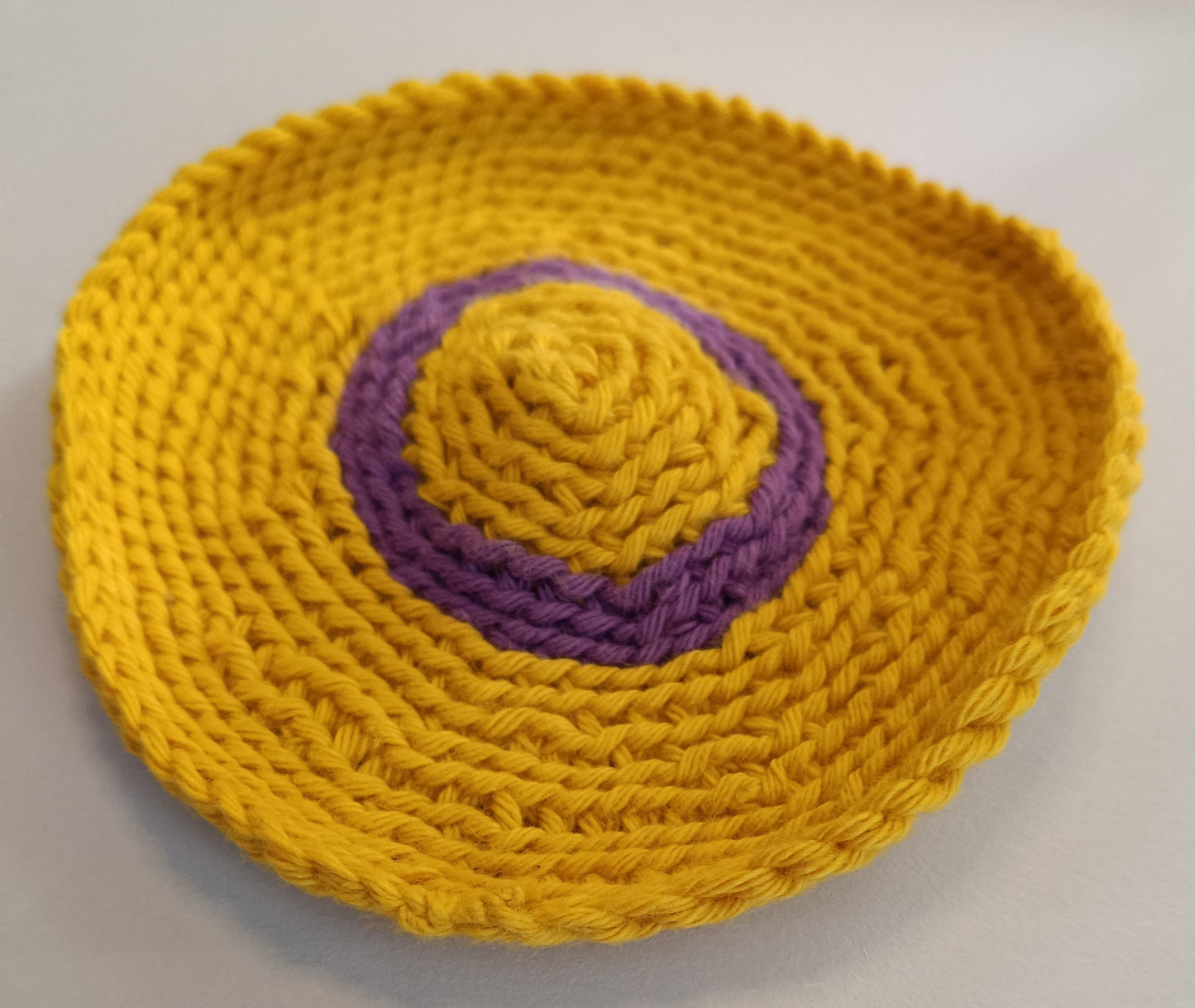 Intersex-Flagge Kippa – Gelb, Lila
Entworfen von Morgan Carpenter im Jahr 2013