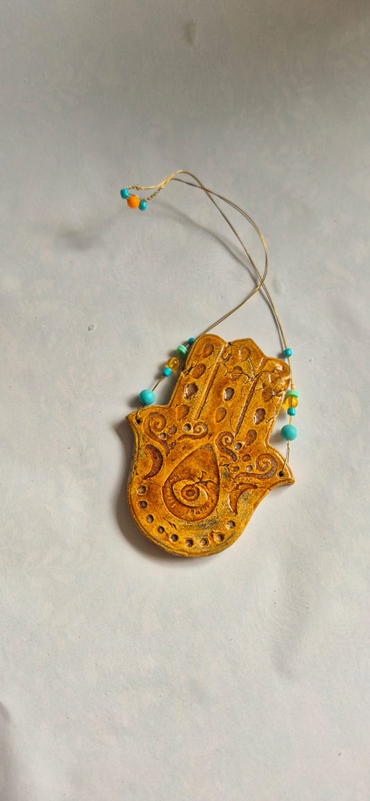 Hamsa – Handgefertigtes Keramik-Amulett